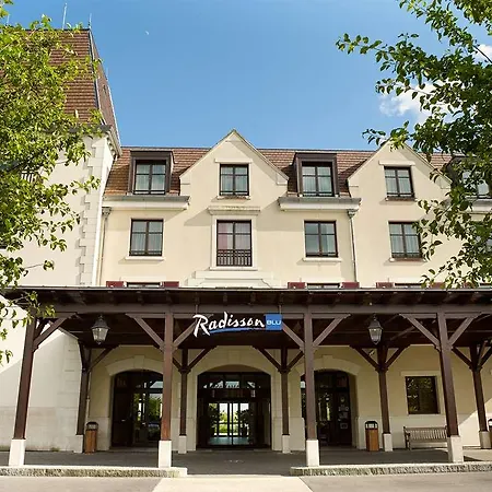 Hotel Radisson Blu Paris. Marne-la-vallee
