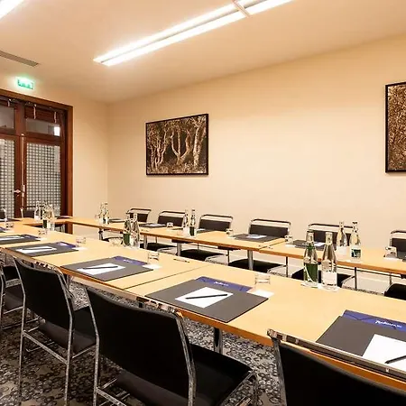 Radisson Blu Paris. Marne-la-vallee