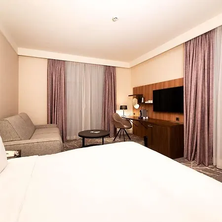 Radisson Blu Paris. Marne-la-vallee Hotel