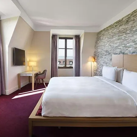 Hotel Radisson Blu Paris. Marne-la-vallee *